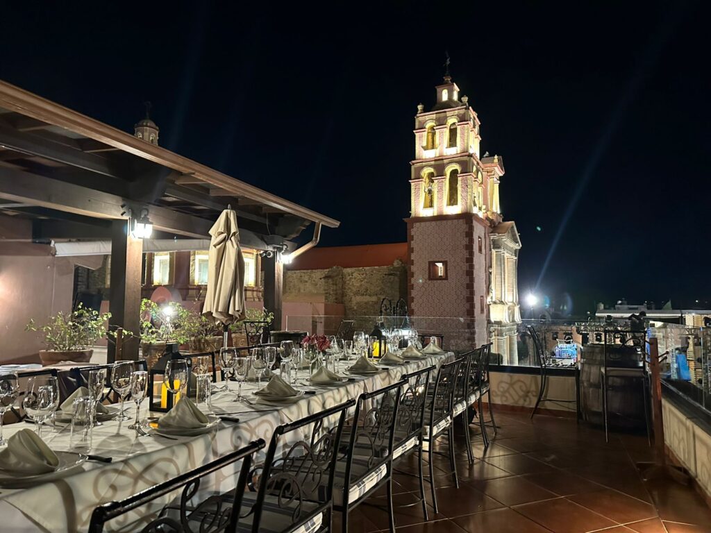 Hotel La Plaza y Las Brasas: imperdible experiencia en el corazón de Tequisquiapan