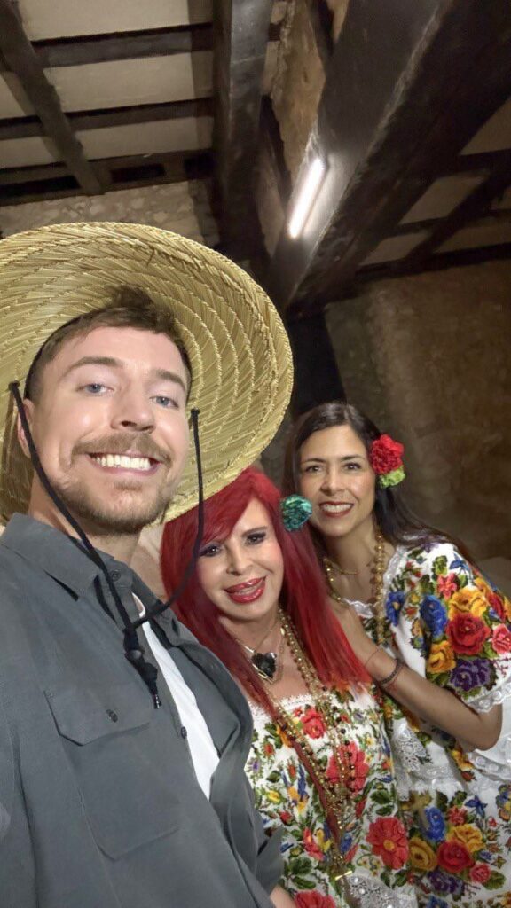 “Nunca nos demandaron”: MrBeast desmiente al INAH y defiende su video grabado en México
