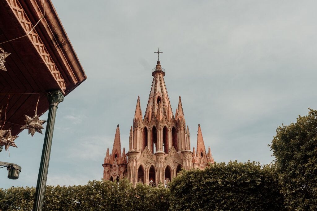 San Miguel de Allende: ¿Por qué el mundo la elige tres veces seguidas? 🏆