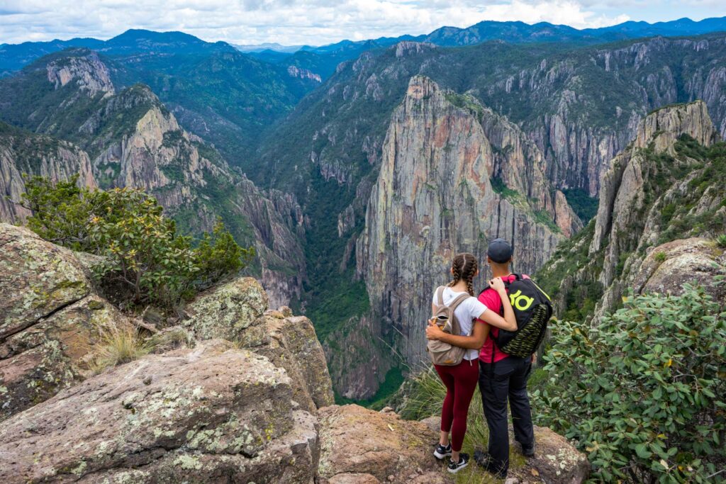 Ruta Mágica de las Barrancas del Cobre: Guía Completa